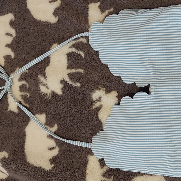 SOLD*NEW*Jessica Simpson 1pc swimsuit striped w scalloped bust - Picture 2 of 10